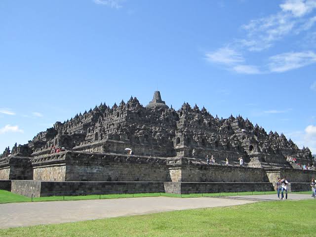 Beberapa Hal Menarik Mengenai Candi Borobudur