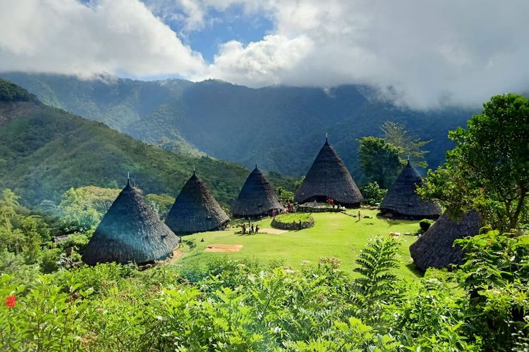 Menyingkap Keajaiban Budaya Pesona Wisata Desa Wae Rebo