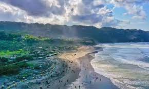 Keajaiban Alam Pantai Parangtritis di Yogyakarta